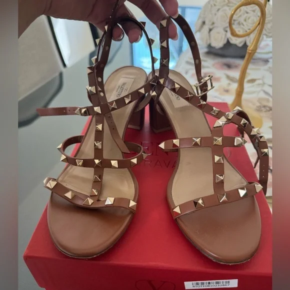 Valentino Rockstud block heel sandals size 42 tan - Picture 3 of 10